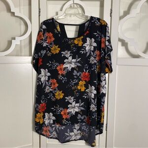 SHEIN Curve High Low 4XL Blouse Black Flower Pattern